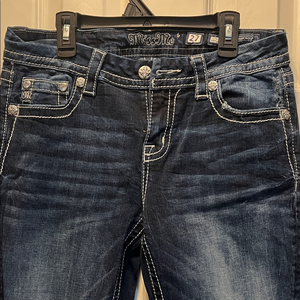 Miss Me Women's mid-rise easy straight Jeans